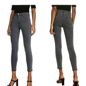 𝅺BRAND new with tag L'Agence Margot skinny, high rise, cropped ankle jean, 28